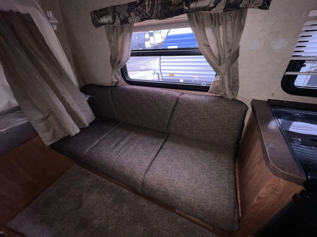 2015 Forest River Rockwood Roo 19L, Photos photo 20