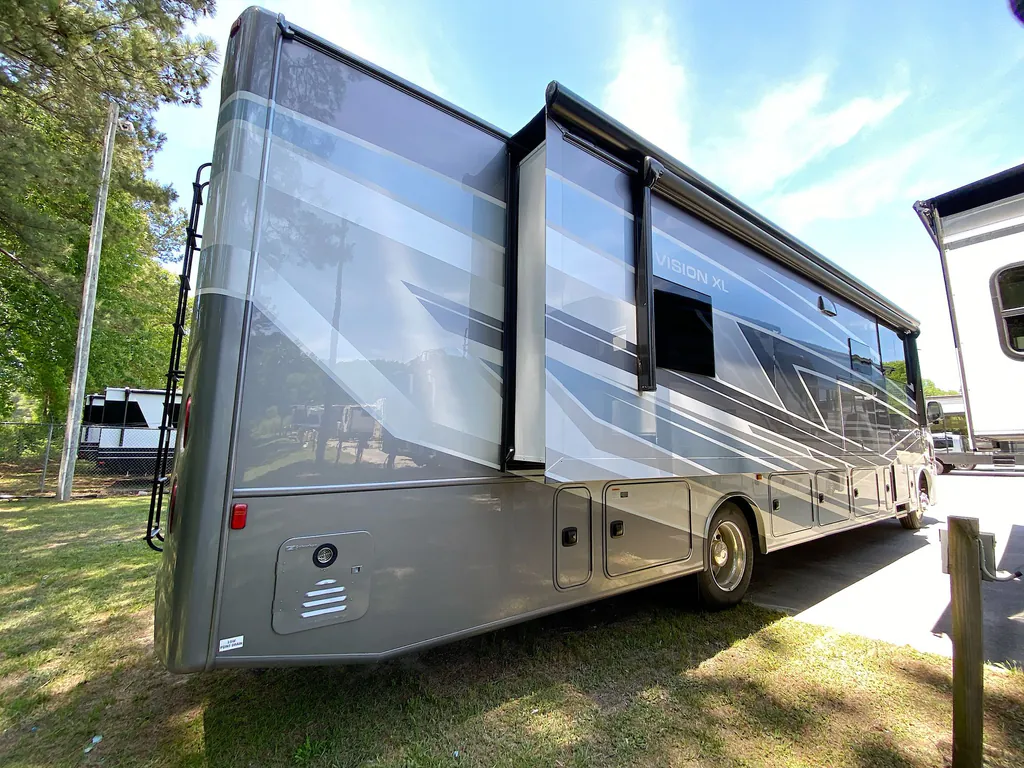 2026 Entegra Coach Vision XL 36C, Photos photo 10