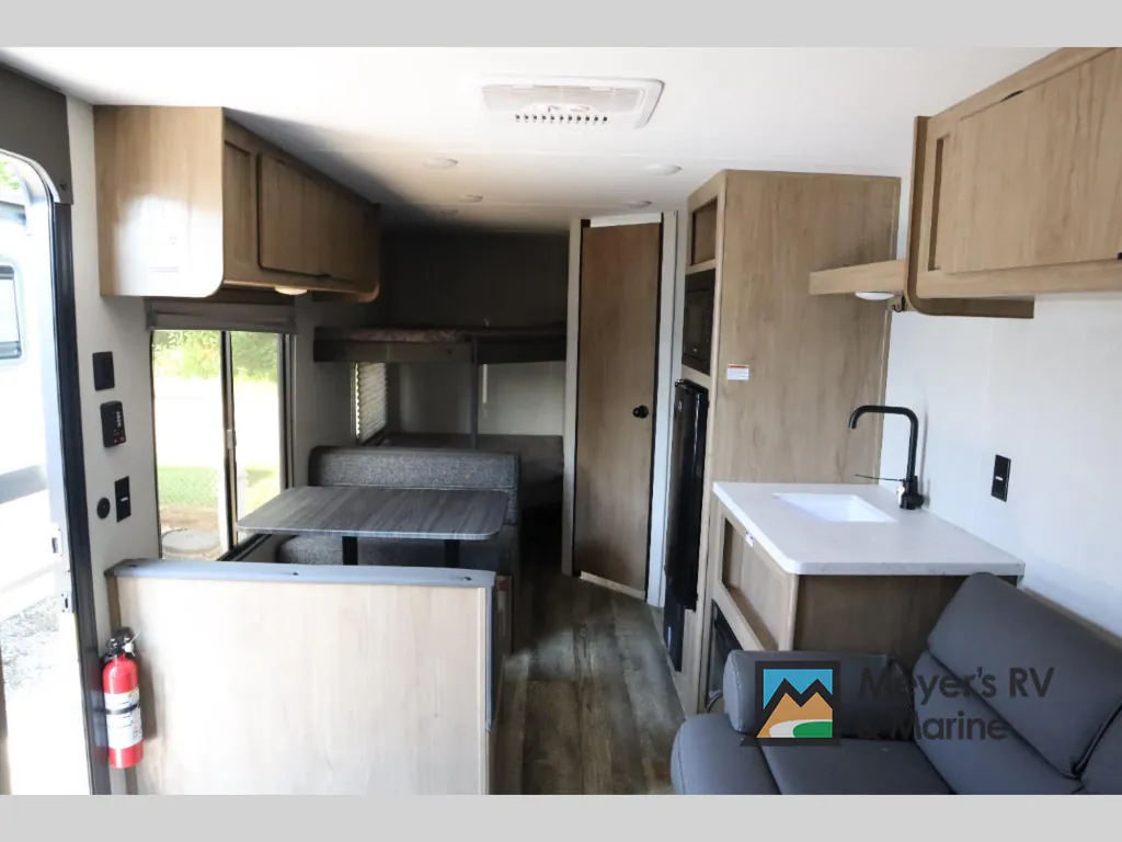2024 Forest River Cherokee Wolf Den 26EV, Photos photo 7
