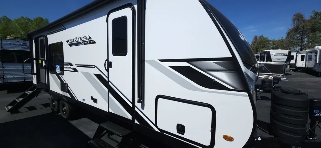 2026 Jayco Jay Feather 23RK - Photo 2