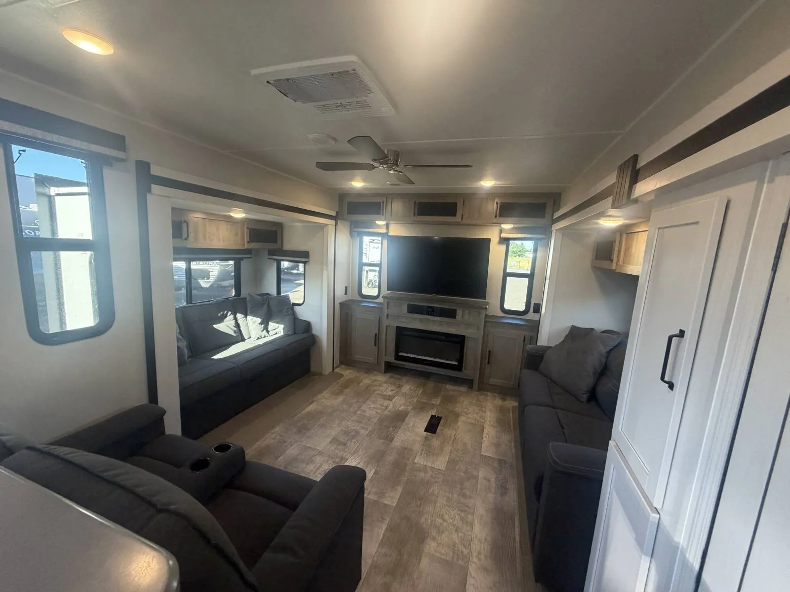 2025 Forest River Puma Vista 38DEN — Photo 7