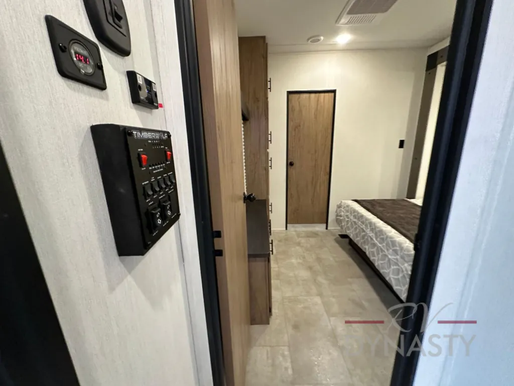 2025 Forest River Cherokee Timberwolf 39NA, Photos photo 21