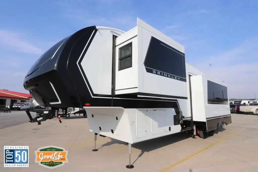 2026 Brinkley Model Z 3515, Photos photo 5