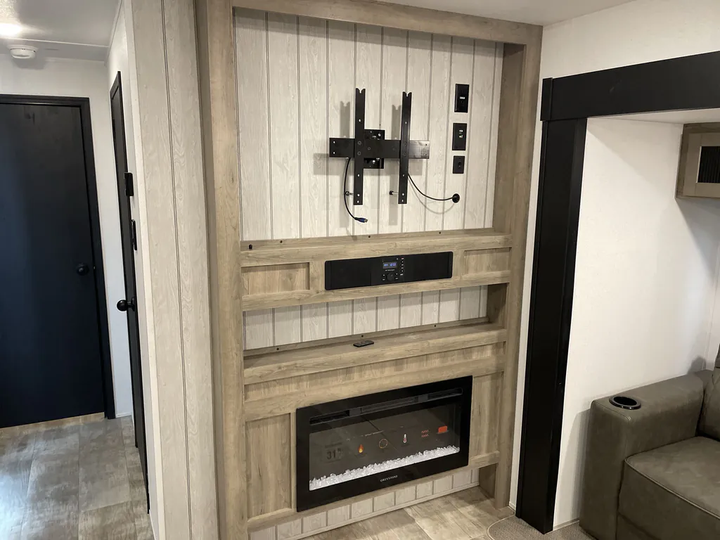 2025 Forest River Puma Vista 39FKL, Photos photo 14