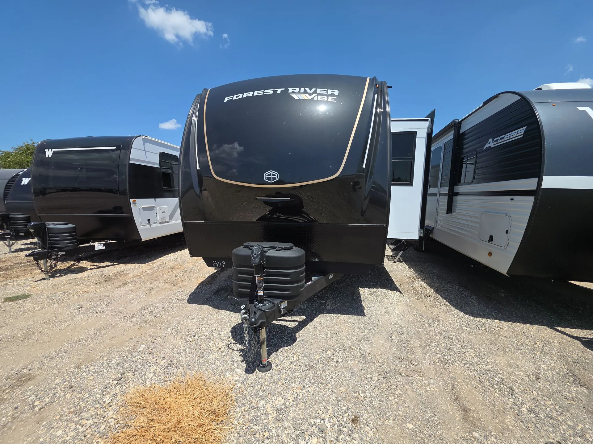 2027 Forest River Vibe 3400SB - Photo 3