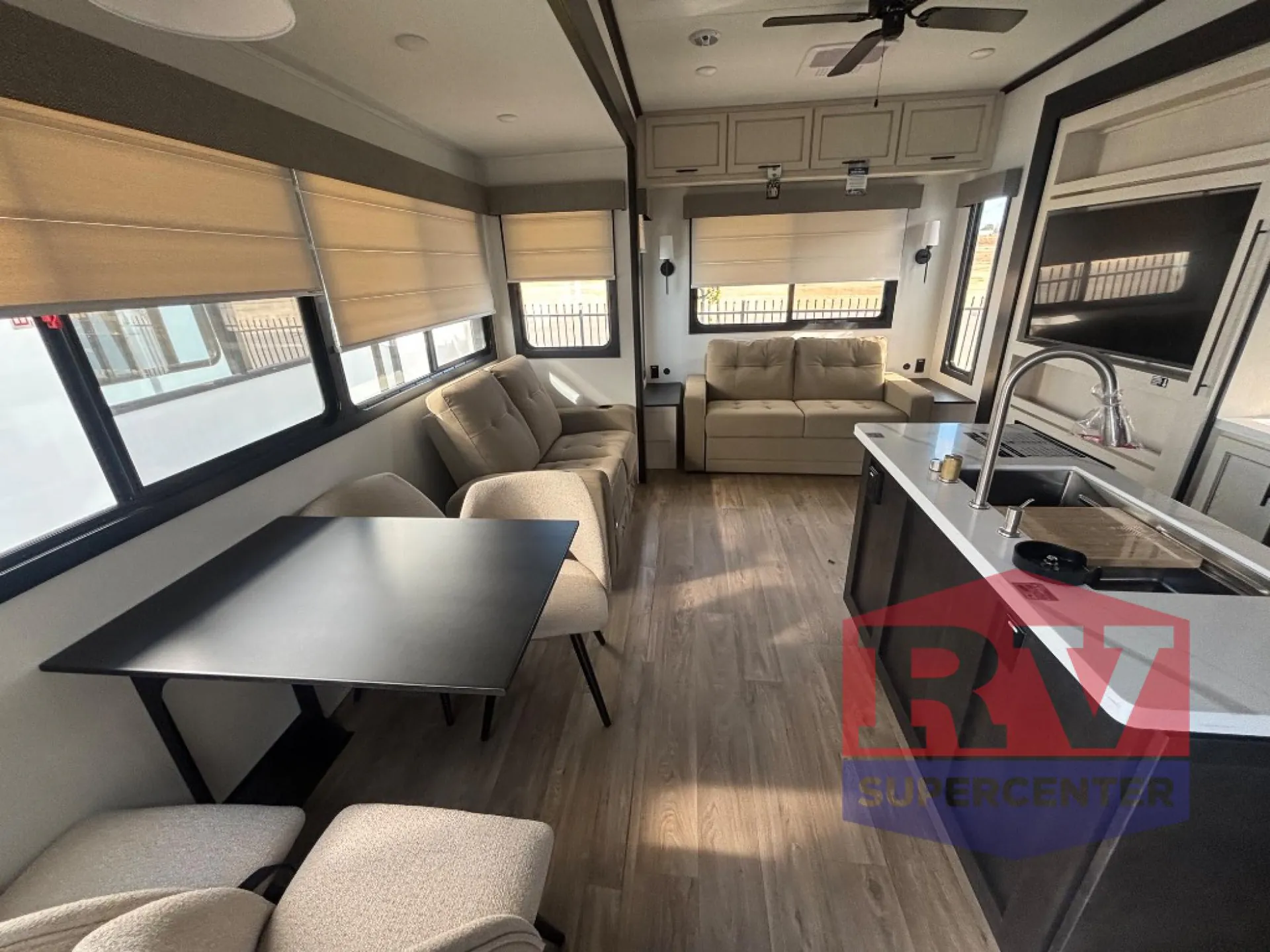 2027 Forest River Sabre 32RL - Photo 4