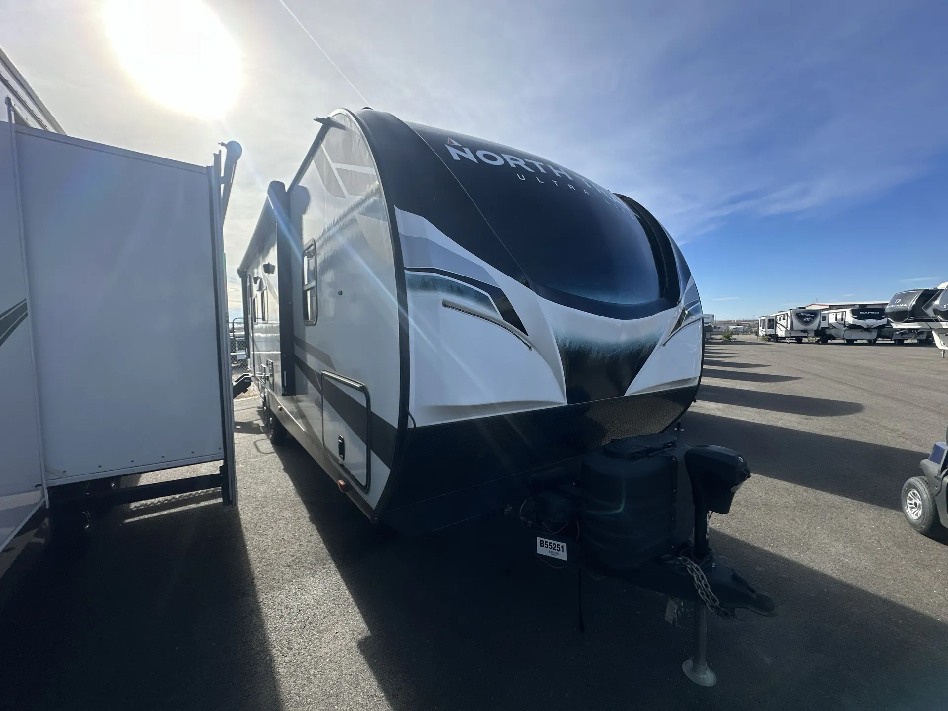 2023 Heartland North Trail 26RLX - Photo 2