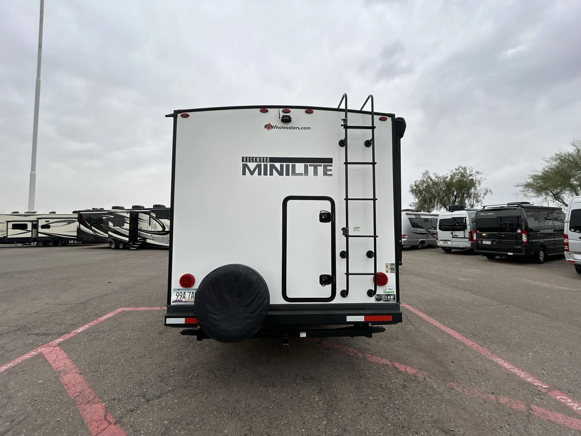 2024 Forest River Rockwood Mini Lite 2509S — backside