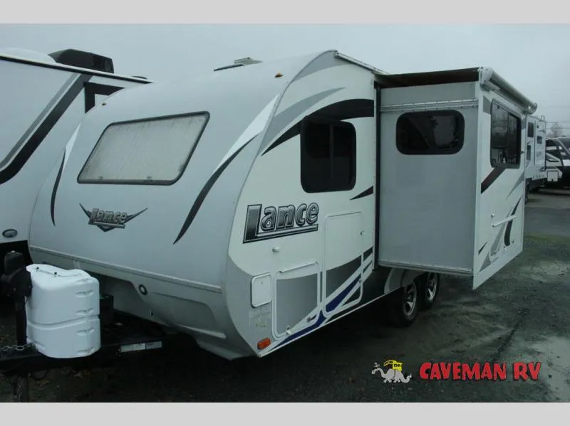 2016 Lance Lance Travel Trailers Used    1685 - Photo 2