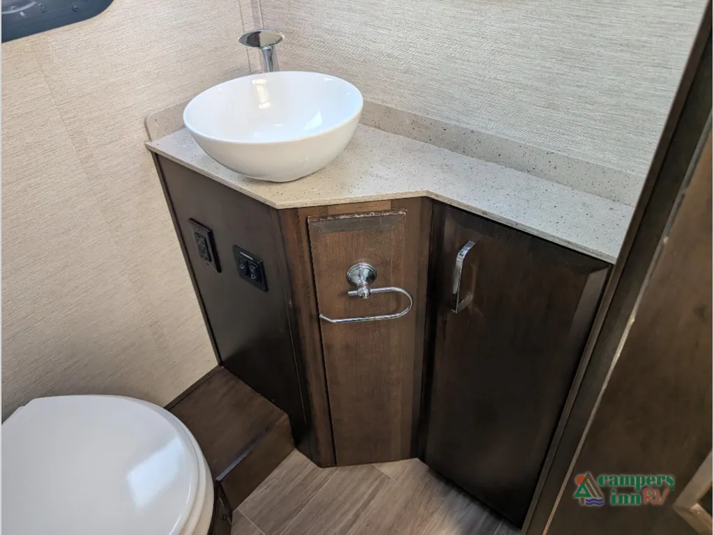 2021 Tiffin Wayfarer 25 SW, Photos photo 41