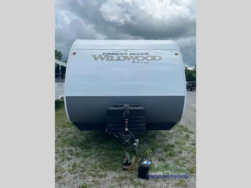 2027 Forest River RV Wildwood X-Lite 273QBXL - Photo 3