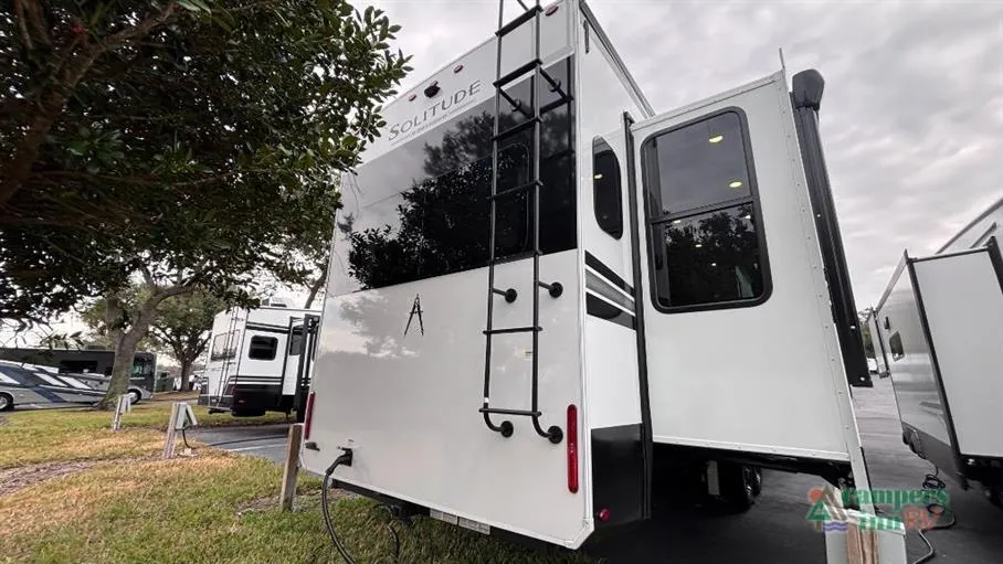 2026 Grand Design Solitude 388MBS - Photo 4