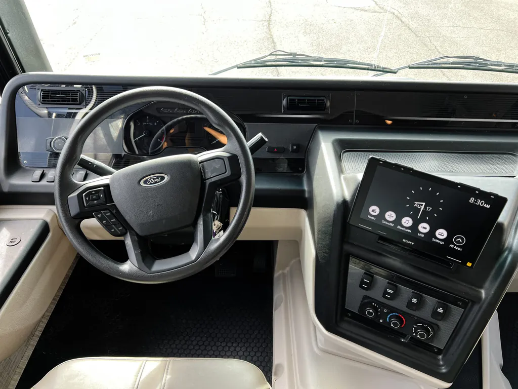 2025 Entegra Coach Vision XL 36C, Photos photo 3