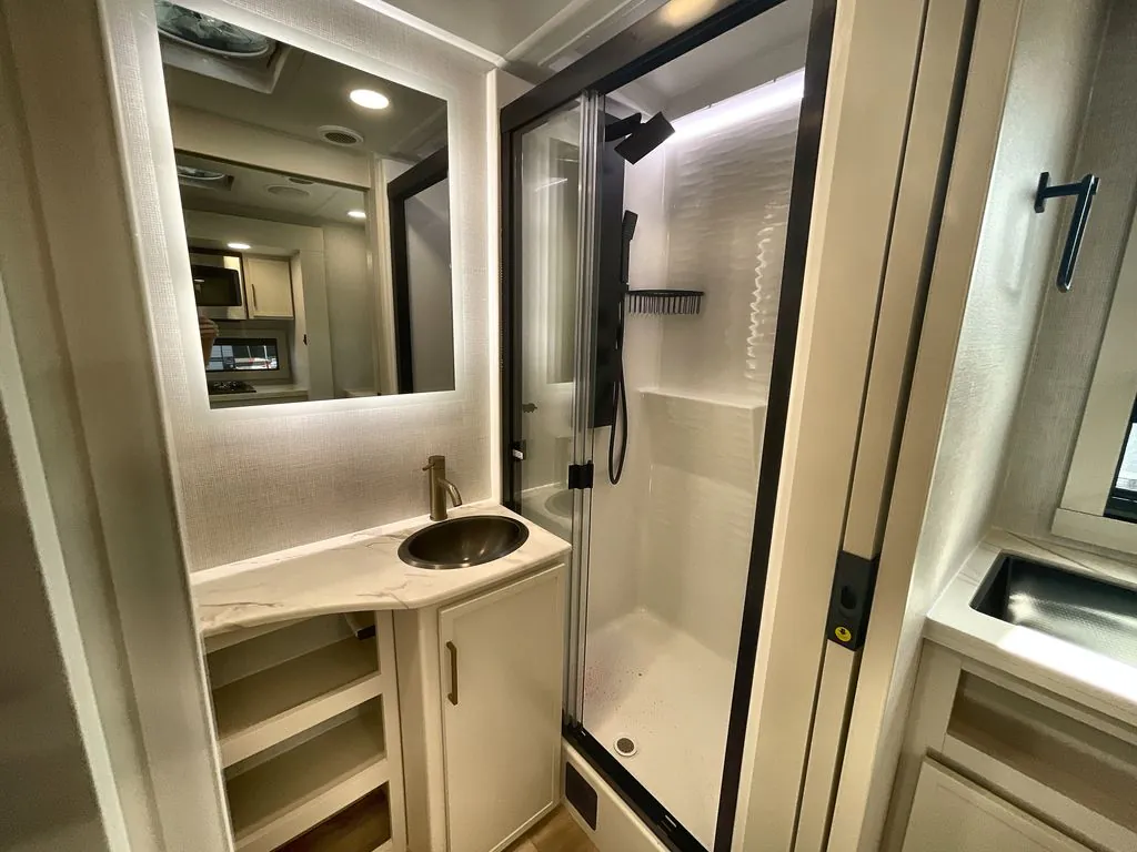 2026 Brinkley Model I 235, Photos photo 9