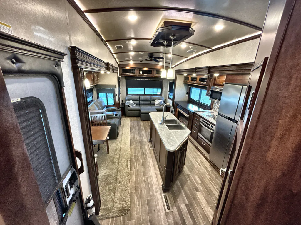 2018 Jayco Pinnacle 36FBTS, Photos photo 35
