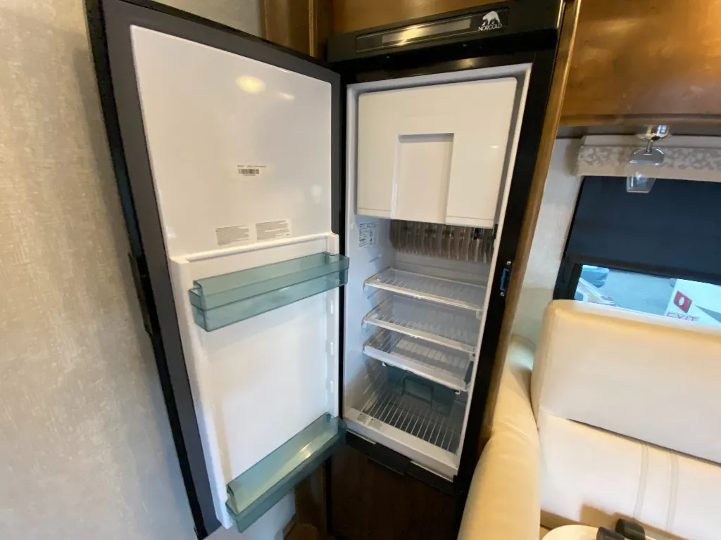 2019 Tiffin Wayfarer 24 TW, Photos photo 25