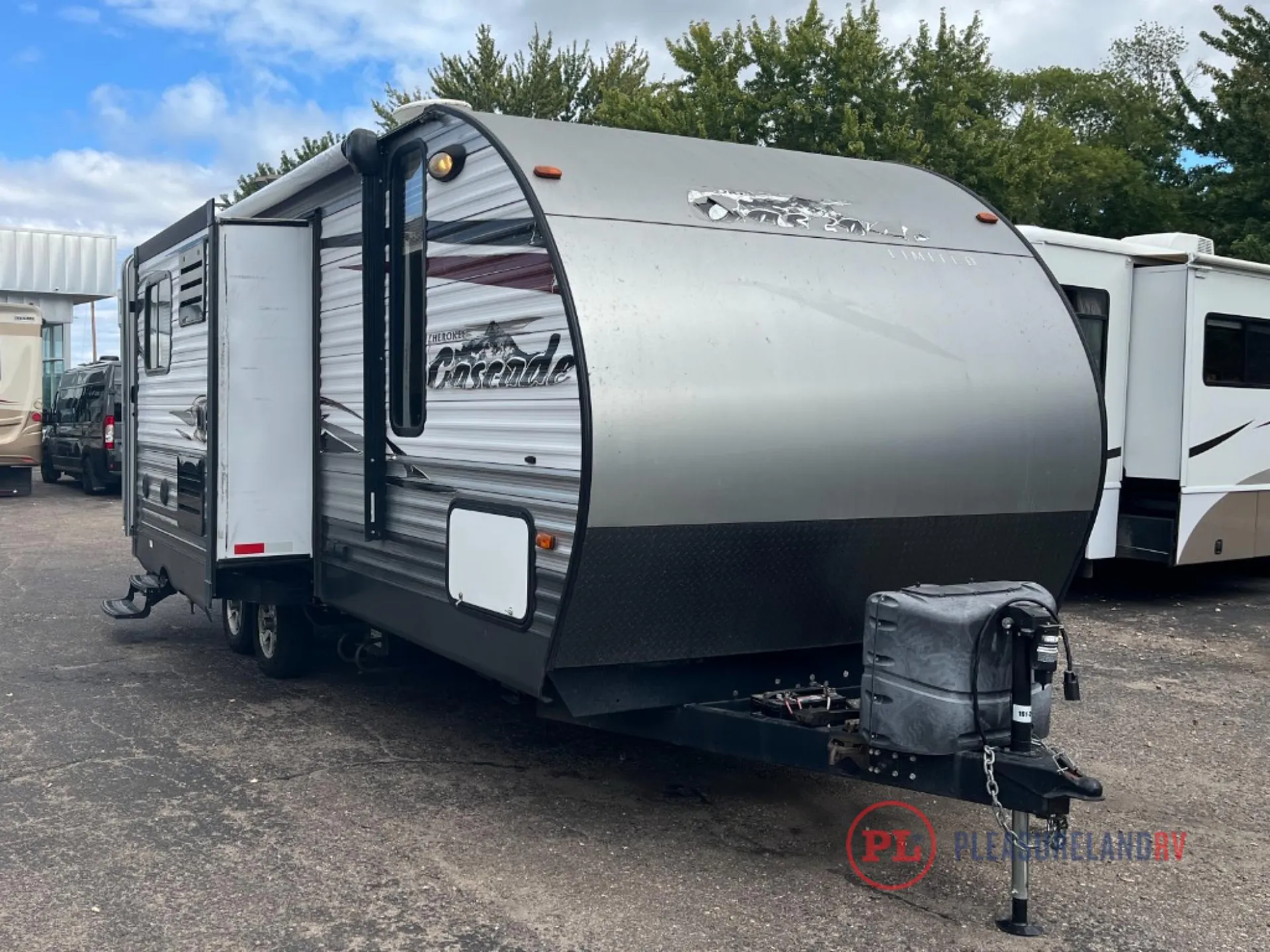 2015 Forest River Cherokee 204RB - Photo 2
