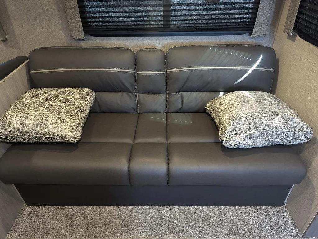 2022 Coachmen Catalina Legacy Edition 243RBS, Photos photo 8