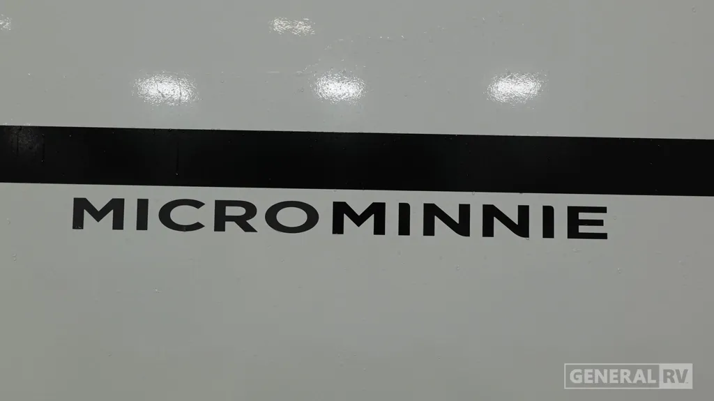 2027 Winnebago Micro Minnie 2108DS, Photos photo 23