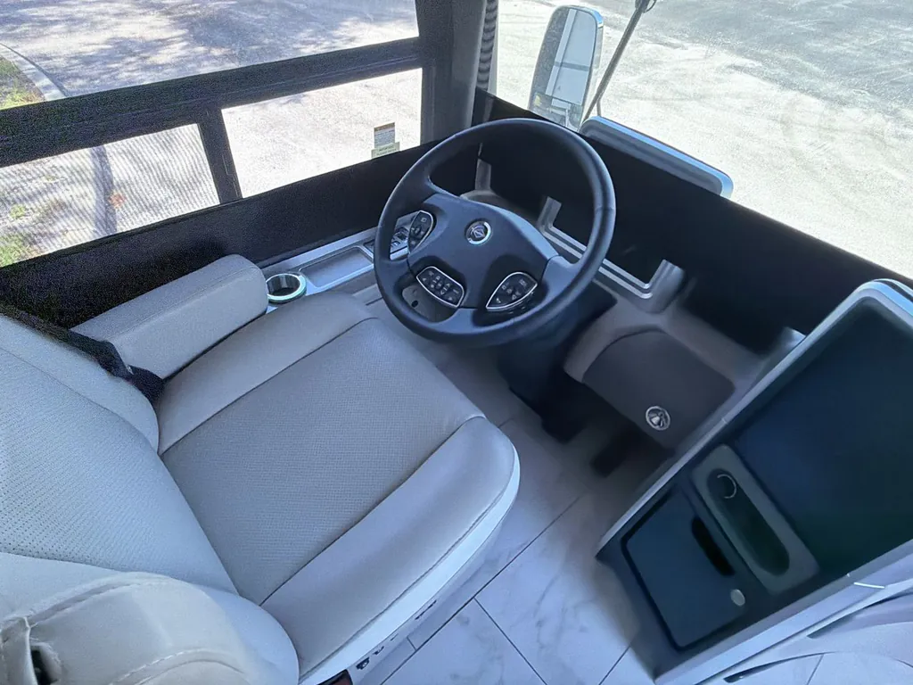 2026 Entegra Coach Aspire 44D, Photos photo 3