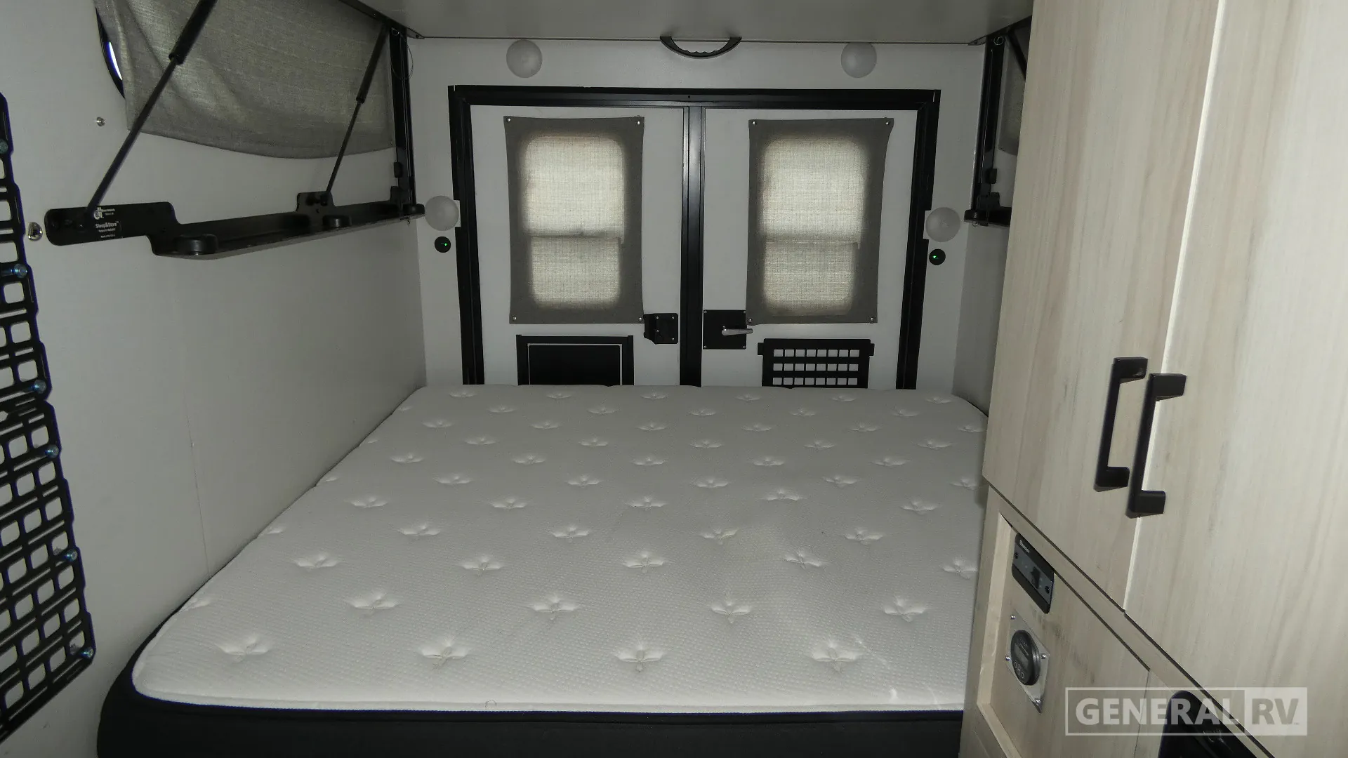 2023 Winnebago HIKE 100 H1316SB - Photo 3