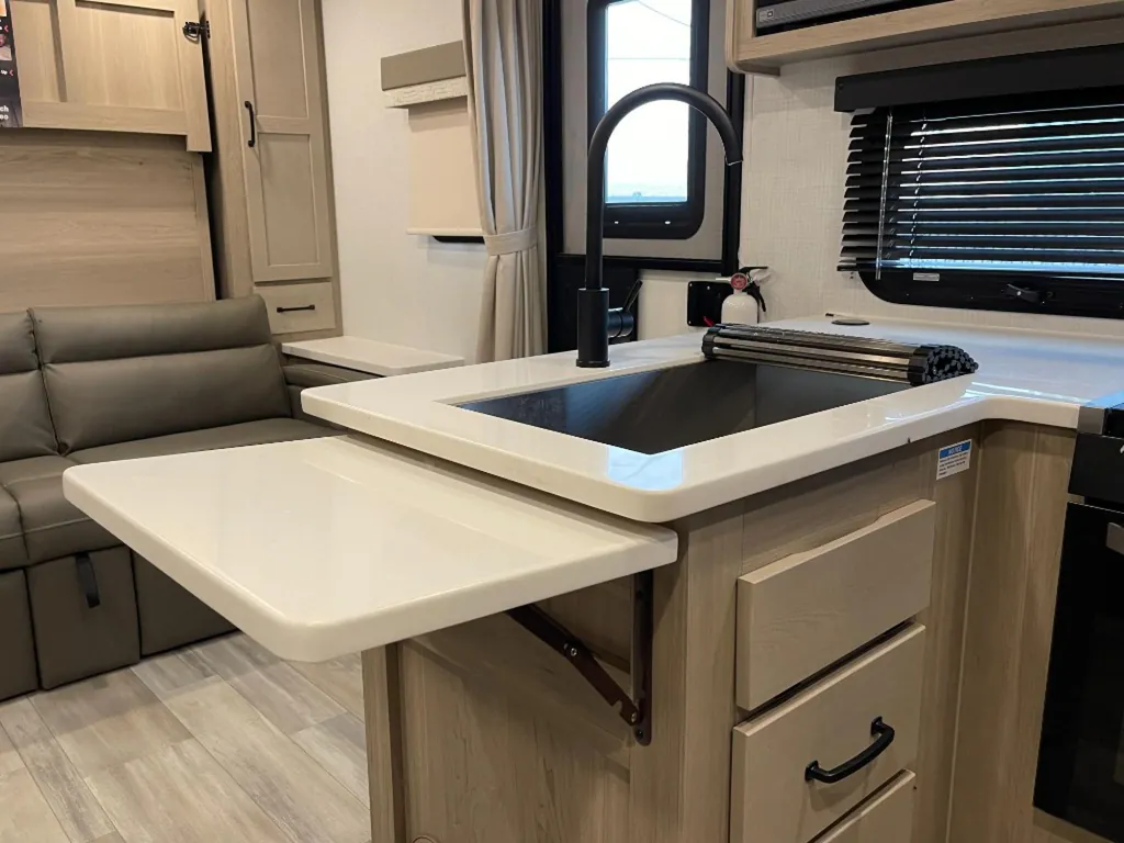 2024 Forest River Flagstaff Micro Lite 25BRDS, Photos photo 10