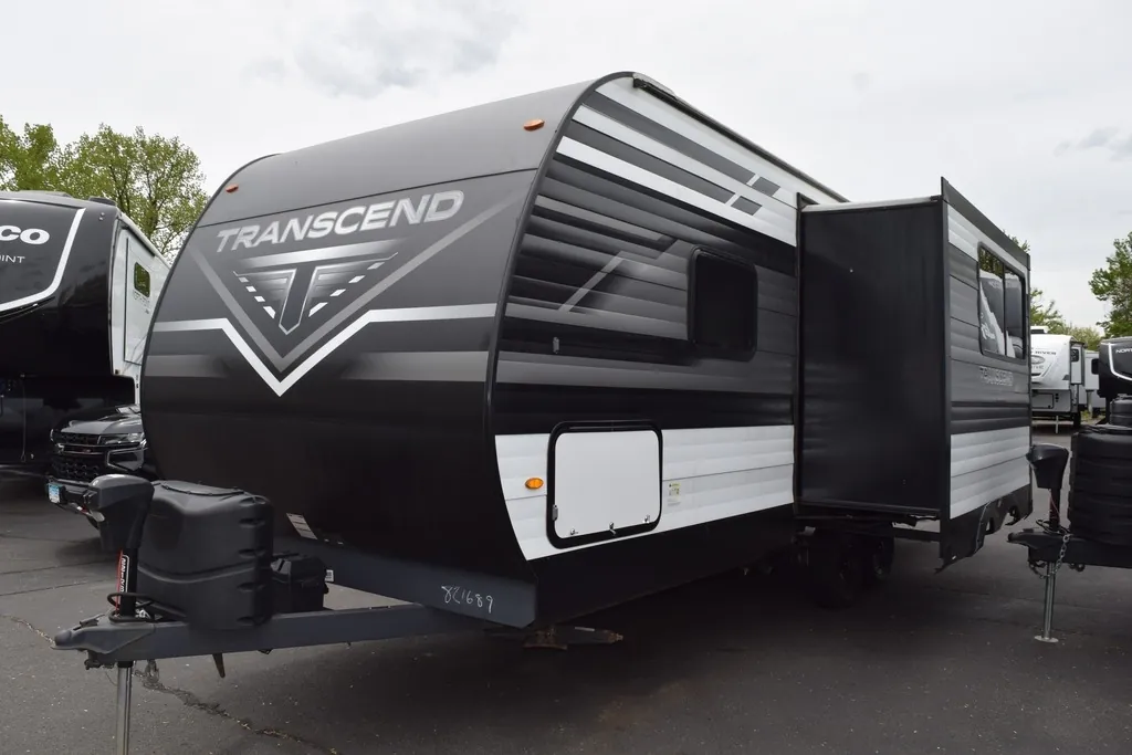 2022 Grand Design Transcend Xplor 221RB - Photo 3