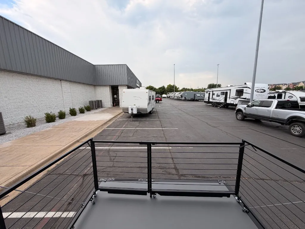 2027 Brinkley Model G 3970, Photos photo 61