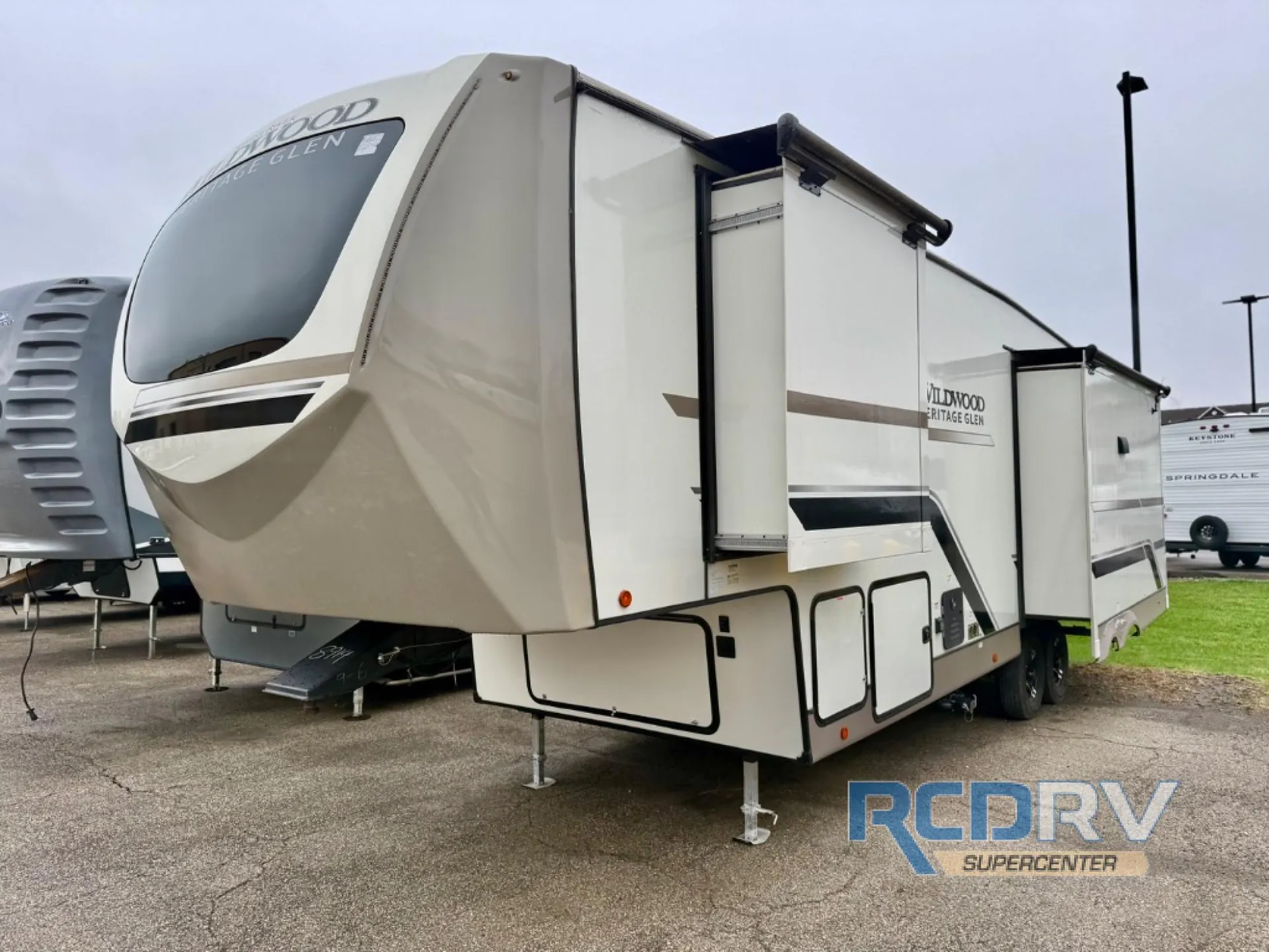 2024 Forest River Wildwood Heritage Glen 291RL - Photo 4