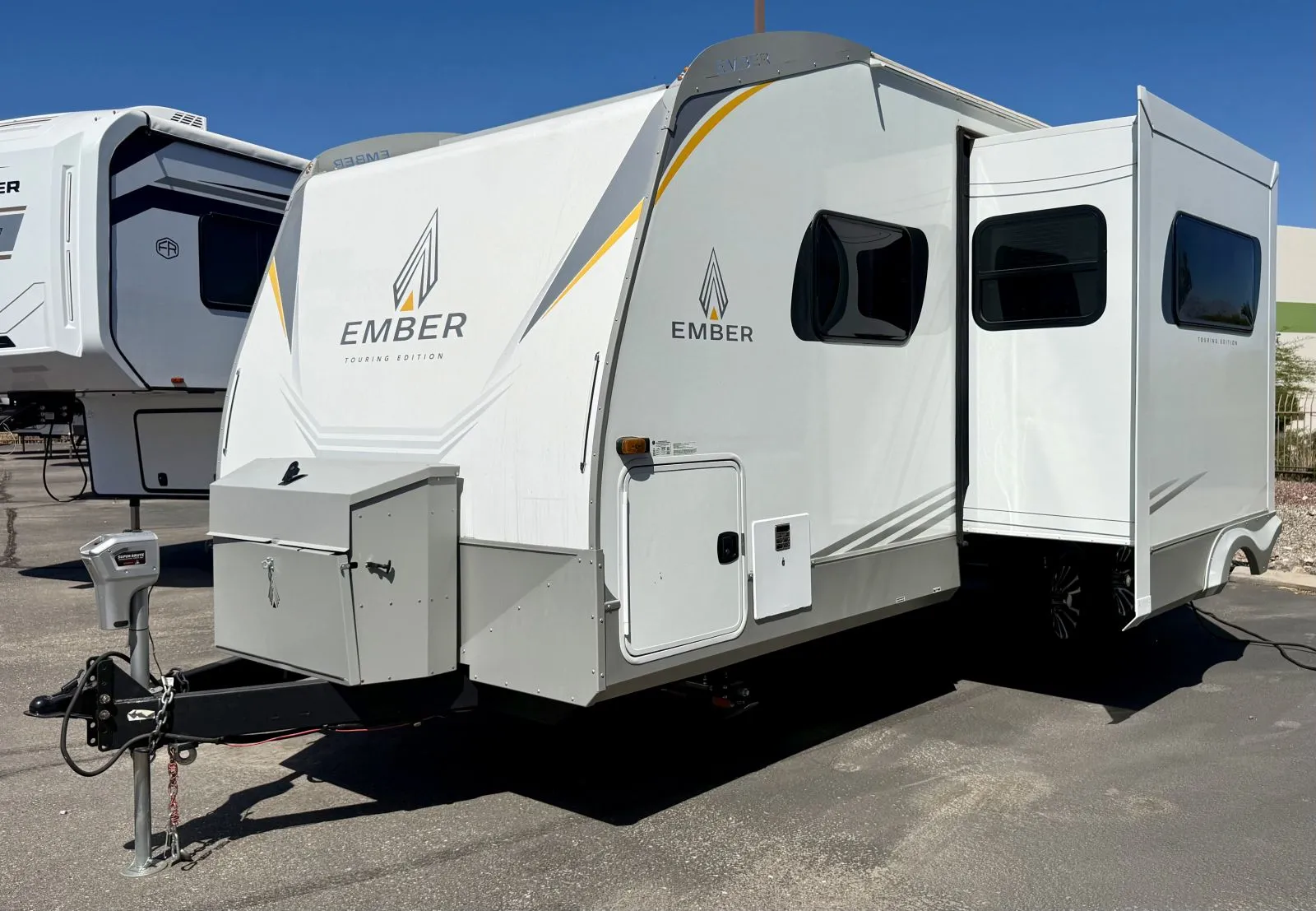 2023 Ember Ember 21MRK - Photo 3