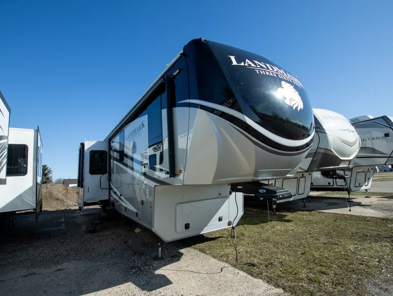 2016 Heartland Landmark LM Charleston - Photo 2