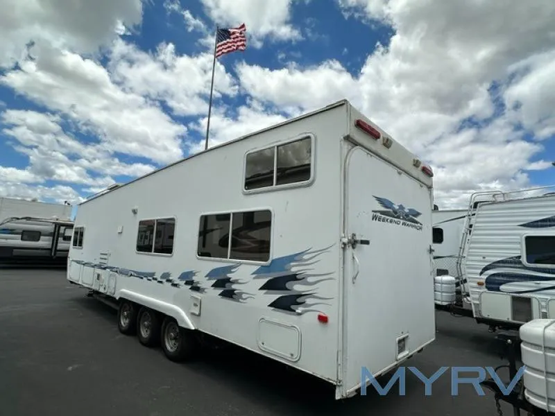 2005 Weekend Warrior RV Mfg. WEEKEND WARRIOR 300FB - Photo 3