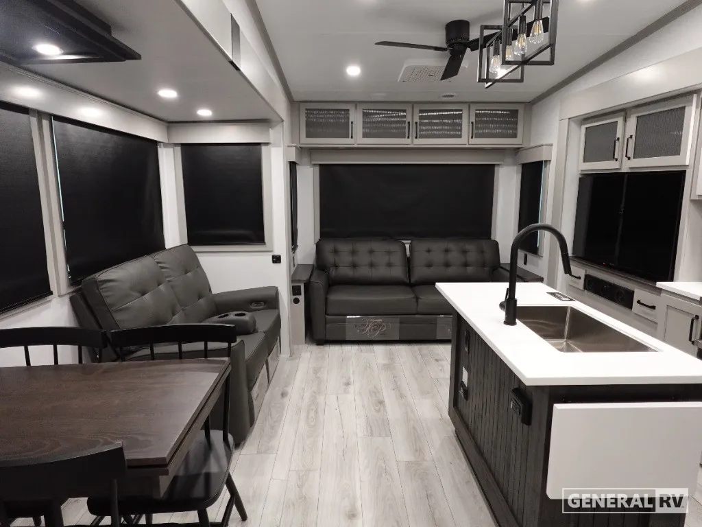 2026 Keystone Montana High Country 295RL - Photo 3