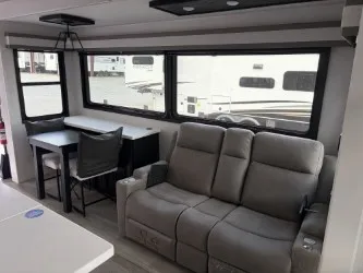 2026 Jayco Pinnacle 36FBTS, Photos photo 16