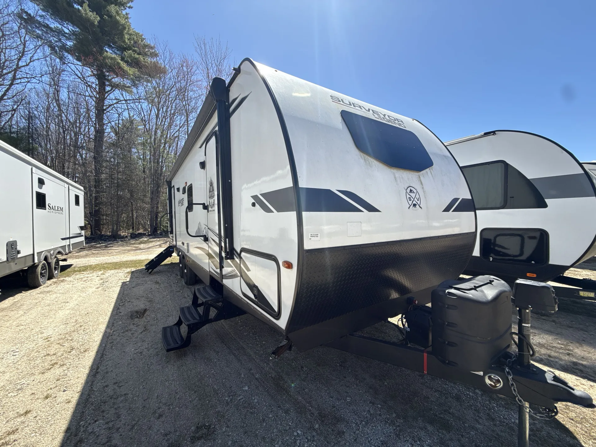 2022 Forest River Surveyor Legend 296QBLE - Photo 2