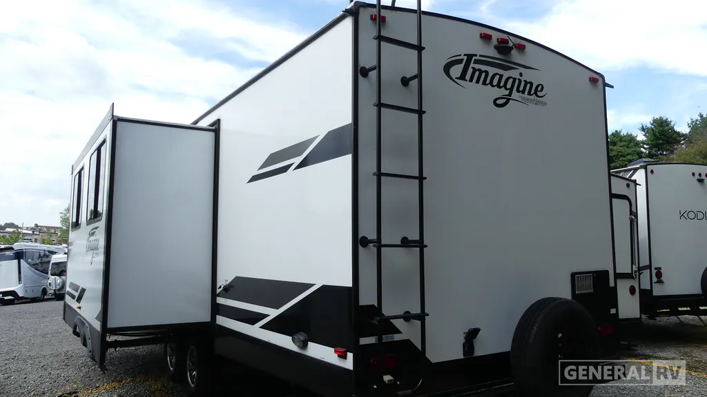 2019 Grand Design Imagine 2800BH, Photos photo 3