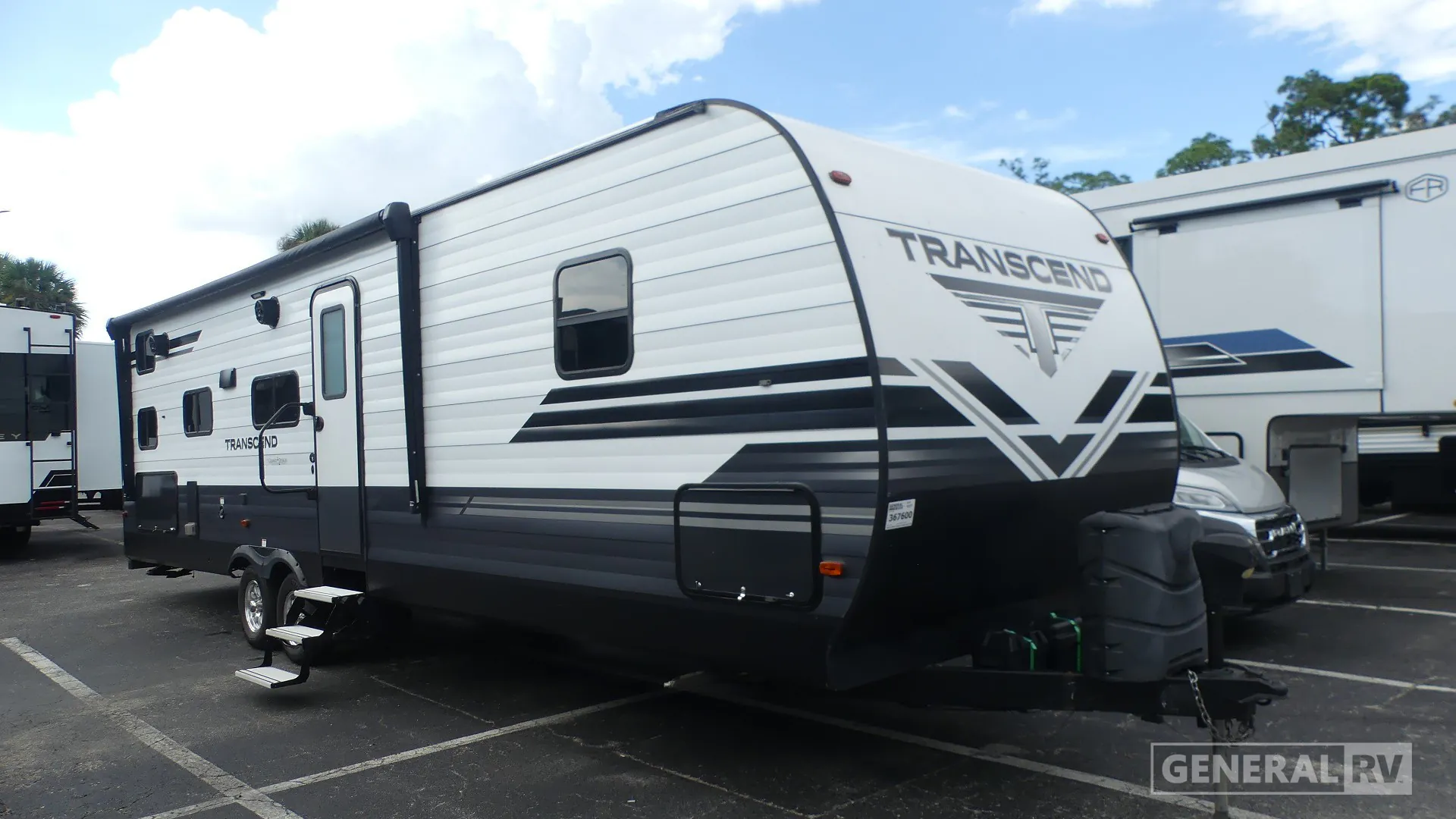 2019 Grand Design Transcend 29TBS - Photo 2