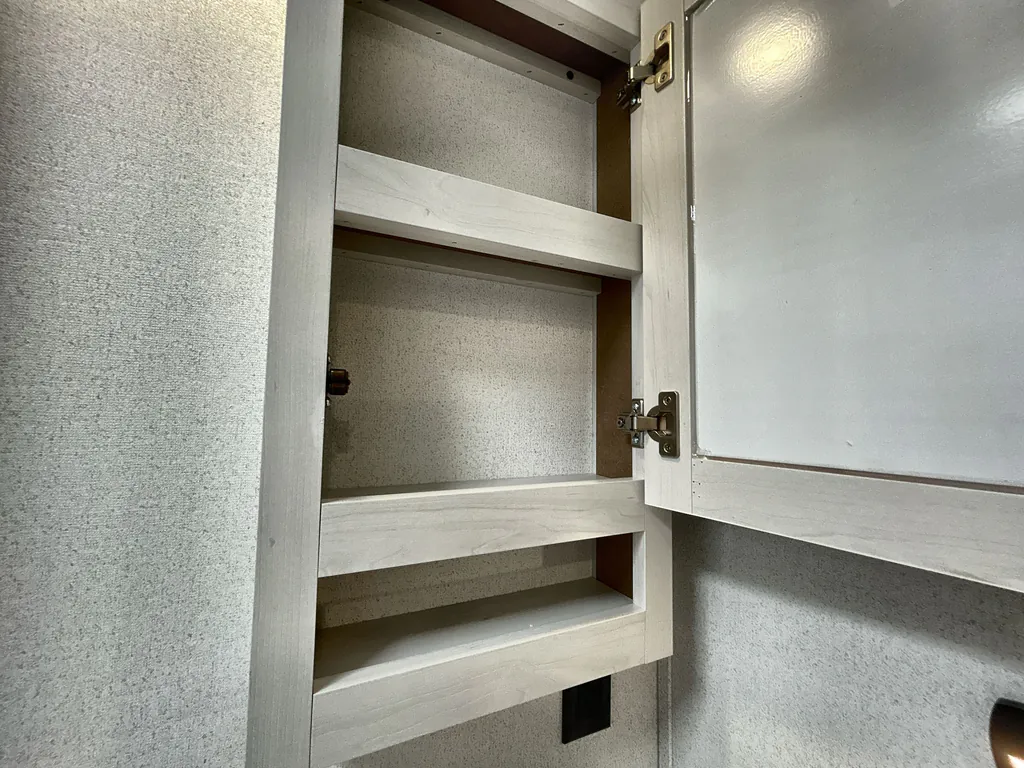 2026 Forest River Solaire 3060RKTS, Photos photo 24
