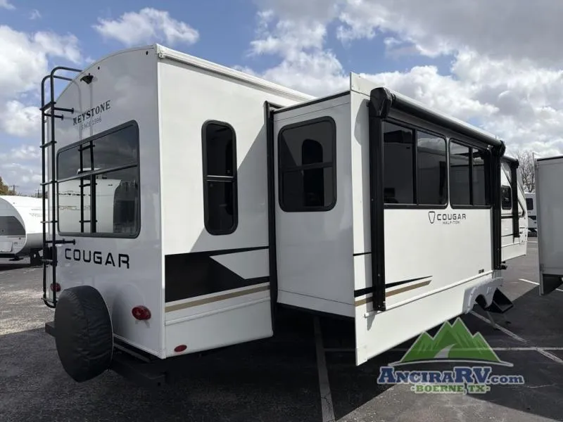 2026 Keystone Cougar Half-Ton 33RLI - Photo 3