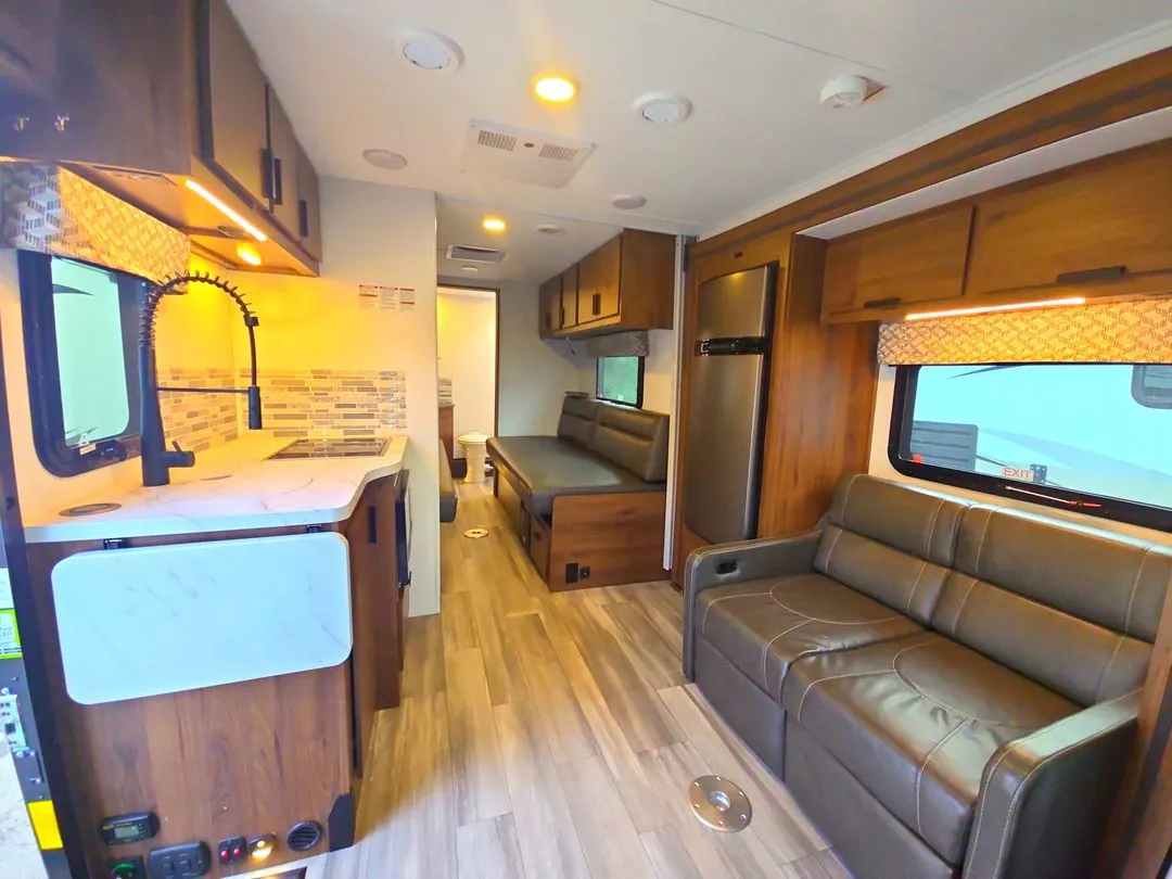 2024 Forest River Sunseeker TS TS2370 - Photo 3