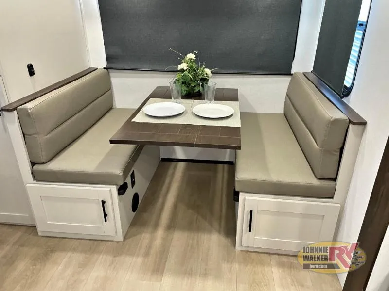 2027 Alliance RV Delta 252RL - Photo 3