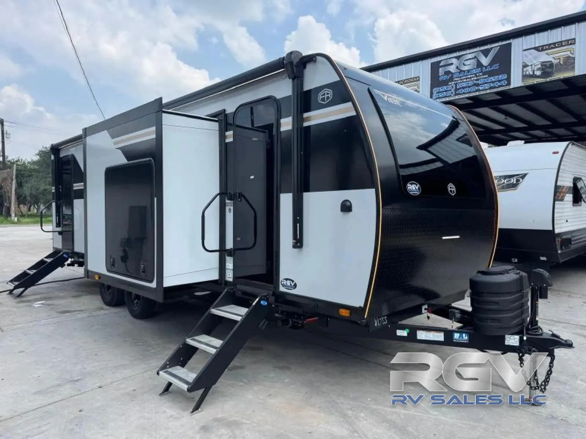 2027 Forest River Vibe Extreme Lite 2500FIK dealer photo 1 from RGV RV Sales