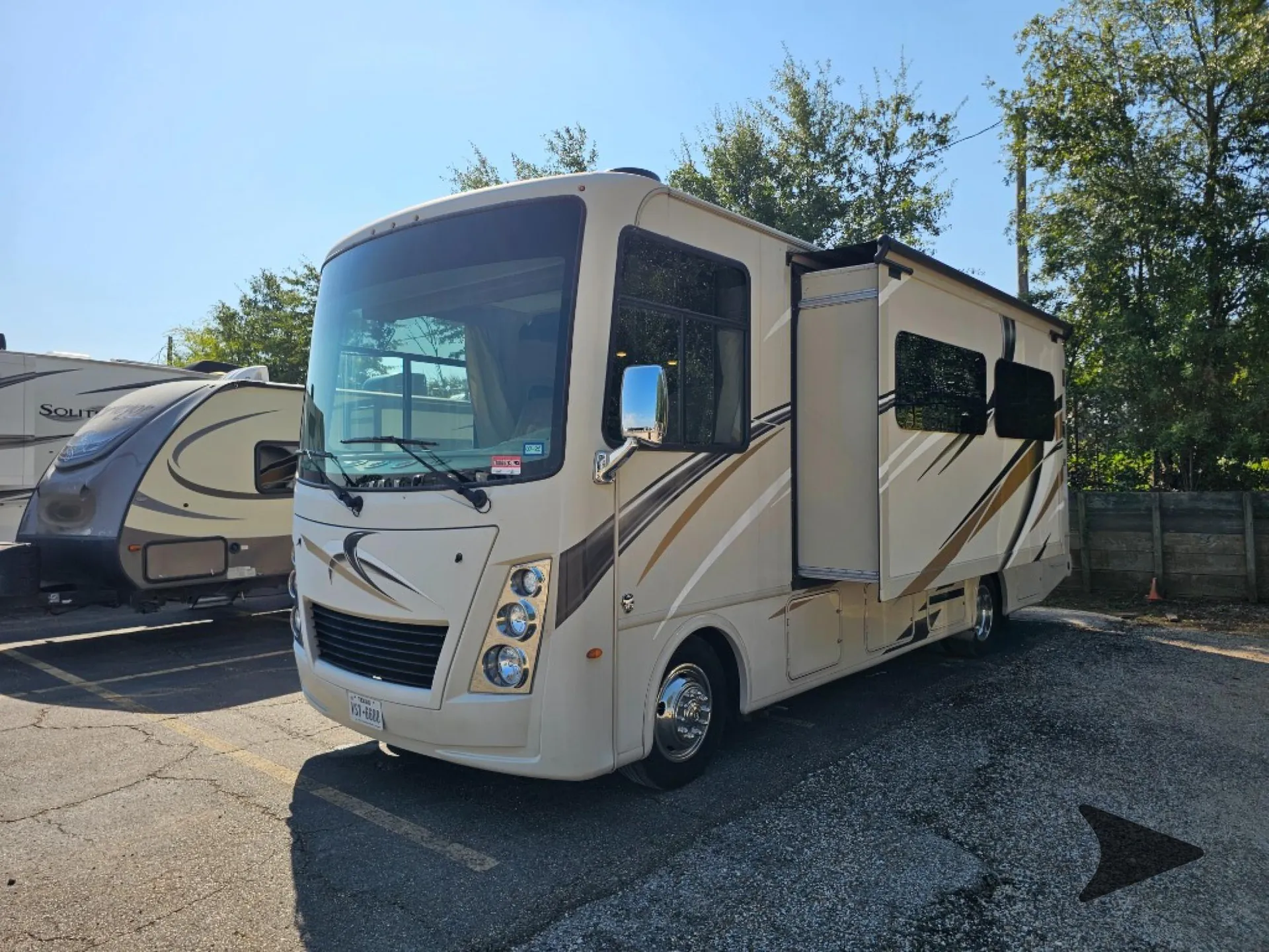 2020 Thor Motor Coach Freedom Traveler A27 - Photo 4