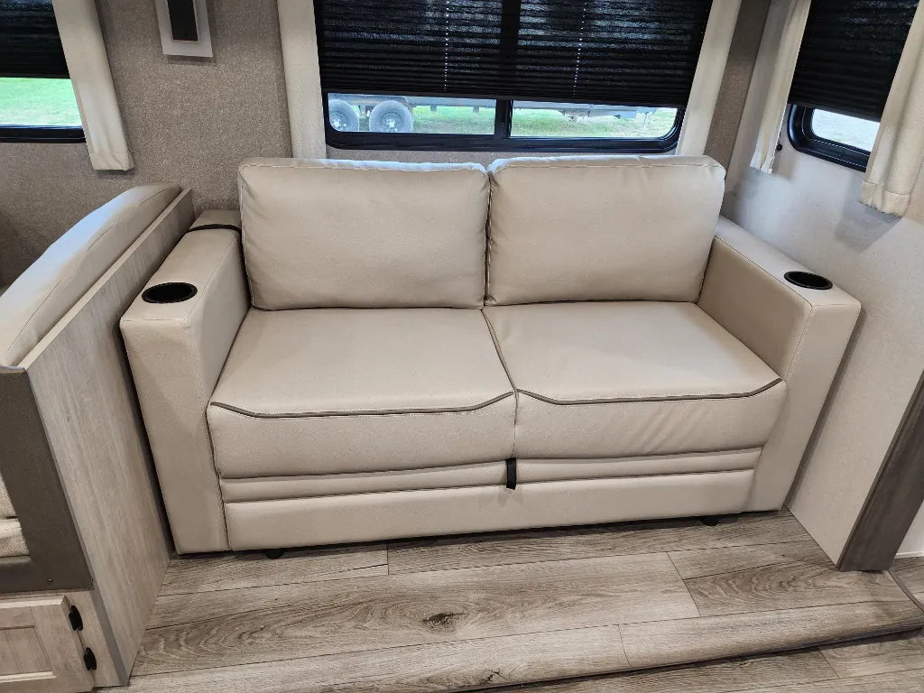 2025 Coachmen Catalina Legacy Edition 243RBS, Photos photo 19