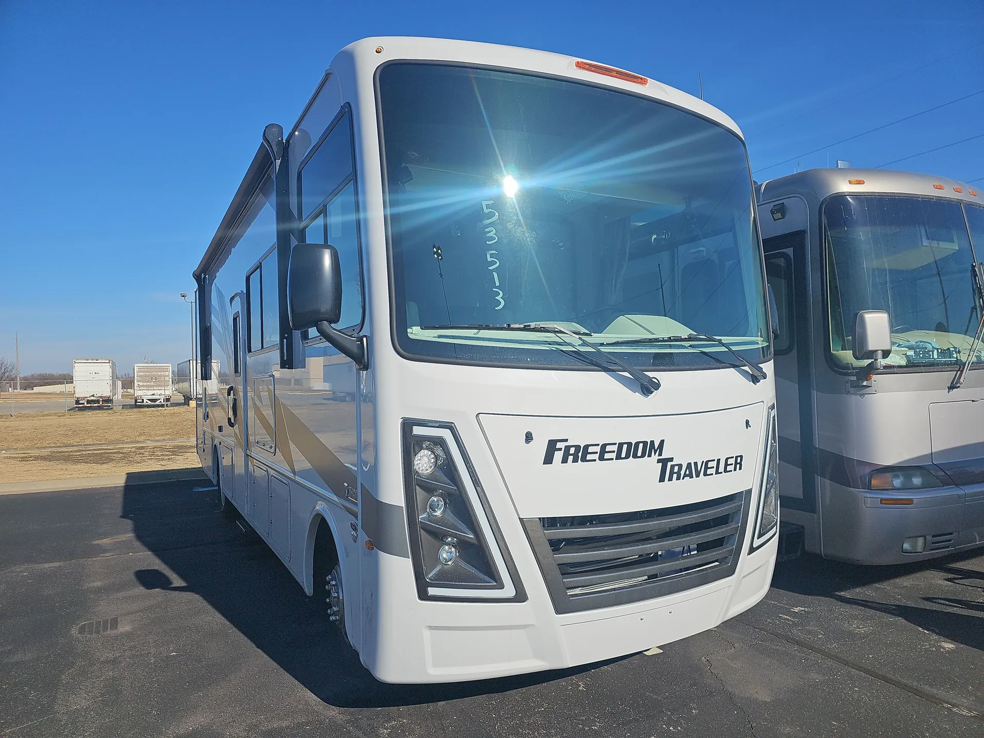 2026 Thor Motor Coach Freedom Traveler B30 - Photo 2