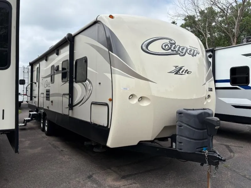2017 Keystone RV Cougar X-Lite 32FKB - Main photo