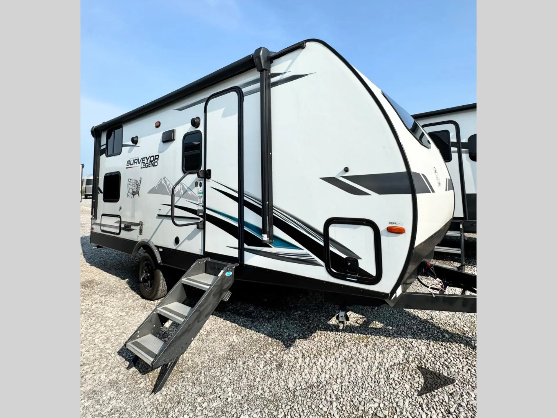 2022 Forest River Surveyor Legend 19MDBLE - Photo 2