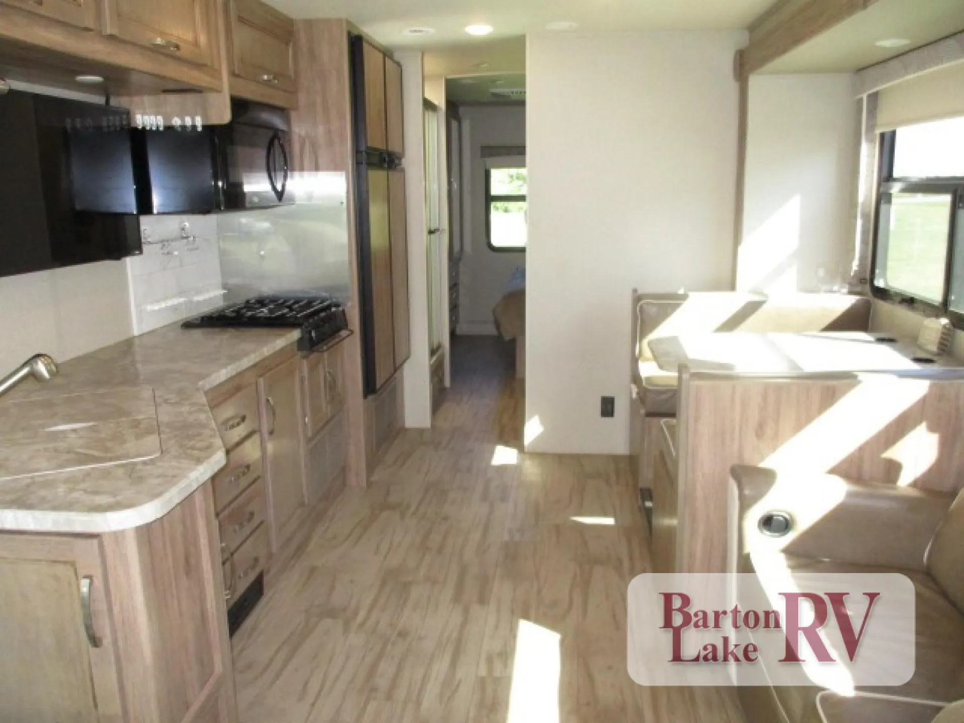 2019 Entegra Coach Vision 31V - Photo 4