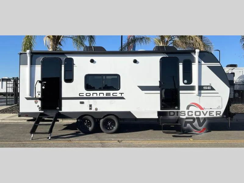 2026 KZ Connect SE C221RKSE - Photo 3