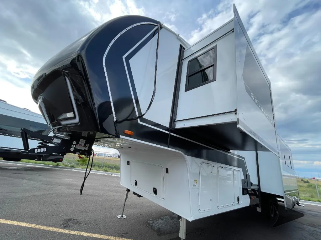 2026 Brinkley Model Z 3515, Photos photo 4